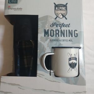 Slippers and mug gift set